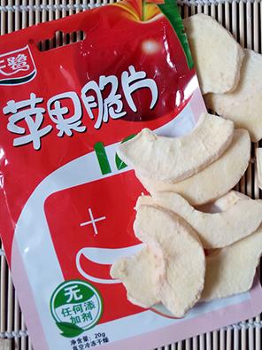 高科技休閑食品代理品牌產(chǎn)品天鷺凍干蘋果脆片