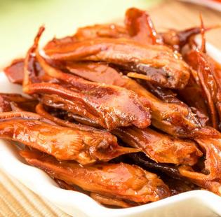 百味林醬香鴨舌色香味俱全